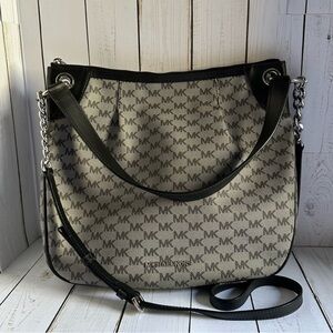 Michael Kors Jet Set Signature Large Convertible Shoulder Crossbody Bag